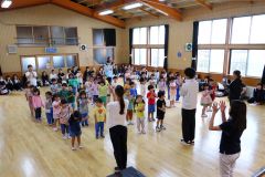 帯広つくし幼稚園が園内で行った公開保育
