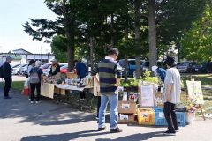 「釣り堀」や手品、親子で楽しむ　六中祭～こぼれ話 6