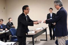 市長、市議の報酬どうする？　帯広・審議会スタート 2