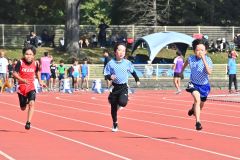 小学4年男子１００メートル２組