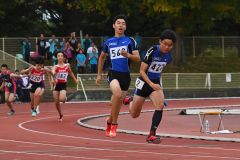 男子４００メートルリレー３組