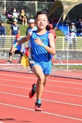 小学４年女子１００メートル４組