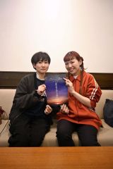 第１回公演をＰＲする（左から）あいりさんと北山菜摘さん