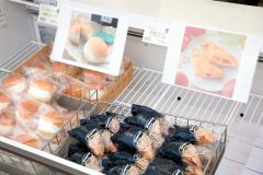 道内各地のグルメに舌鼓　藤丸パークでグルメ＆スイーツフェア 7