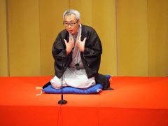 地元ネタを織り交ぜた三遊亭萬橘さん