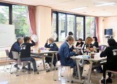 体験や販売、福祉に理解深める　社協フェスタ 6