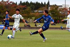 全国社会人サッカー１回戦・北海道十勝スカイアース―南葛ＳＣ（金野和彦撮影）