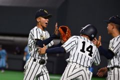 白樺学園サヨナラ勝ち８強　延長で滝川西に２―１　秋季高校野球道大会第２日 9