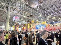 最新ゲームが集まった会場
