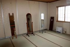 ２階は畳を張り替えて着付け教室を行っている