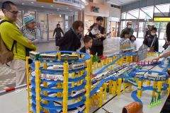 JR帯広駅開業120周年 模型展示や移動足湯で節目祝う