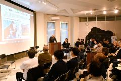 忠類ナウマンゾウ記念館で開かれたナウマンゾウサミット（吉原慧撮影）