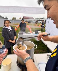 人気店が集結、おいしいラーメンに笑顔 音更「ら~麺村」~写真特集