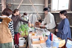 ヤマシタフリマにぎわう　整理収納アドバイザー山下さん 2
