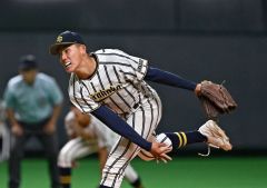 【決勝・白樺学園－北照】得点圏に走者を許すも無失点に抑えた白樺学園の鎌仲賢吾