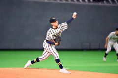 【白樺学園―北照・決勝】粘投する白樺学園の先発玉手瑛斗投手