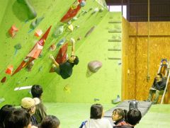 ボルダーコンペ「Hang on」6年ぶり開催