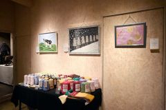 編み物講師の羽鳥さん初個展　２６日までミントカフェで 3