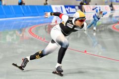 高木が女子１０００ｍ９連覇　笠原は男子１５００ｍ初Ｖ　堀川女子５０００ｍ制し２冠　全日本距離別スケート第２日