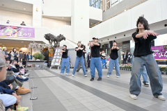 息のそろったダンスで観客を魅了した「CHIBI UNITY」