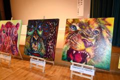 自閉症のアーティスト石村嘉成さん親子が道内初講演 作品制作も披露