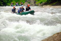 激流での競技の様子