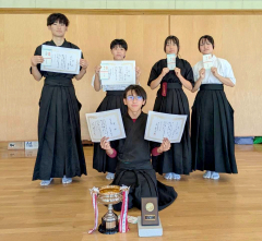 中島総合優勝 一般は大山 ジュニアは中野がV 帯広弓道選手権