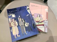 「おやこのこや」開設のきっかけとなった、かねもとさんの作品「よなきごや」。作者から本の寄贈があり、店内で読むことができる