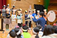 帯広森の里小学校で学習発表会（金野和彦撮影）