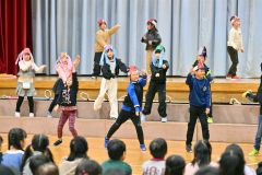 帯広森の里小学校で学習発表会（金野和彦撮影）