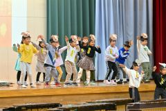 帯広森の里小学校で学習発表会（金野和彦撮影）