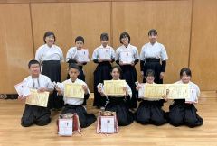 中学男女の佐藤ら十勝勢４部門Ｖ　道弓道選手権