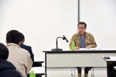 補助金活用を解説する庄司智宏副部長