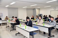 会員２２人が参加した