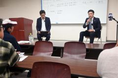 自民・今市議が初の市政報告　ユーチューブ公開収録 4