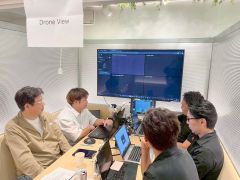 東京会場の「Drone View」メンバー(JIC提供)