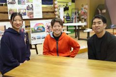 上士幌の印象について話す（左から）谷口さん、渡部さん、持田さん