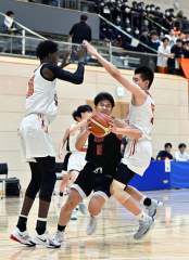 【男子予選ブロックｃ組決勝・帯大谷―北海道栄】