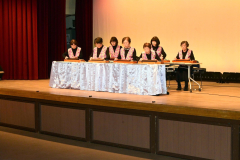 日頃の練習の成果を披露する大正琴たんぽぽサークル