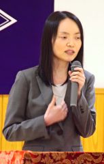 講演した安達さん