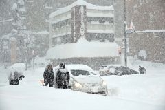 いよいよ今冬の除雪シーズン到来　昨冬の大雪受け体制強化