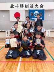 団体戦の各部優勝チーム