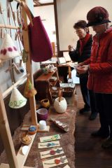 多彩な作品が集まった作品展