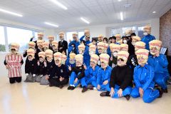 広尾と本別の高校3年生39人が地域素材を生かした商品開発について学んだ