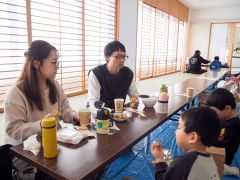 子育てサークル「ママ チャリ」サロンで親子70人交流 3