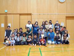 子育てサークル「ママ チャリ」サロンで親子70人交流 5