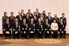 卓越した技能者などの受賞者ら