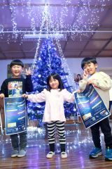 「イルミライ」への来場を呼び掛ける園児たち