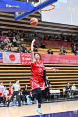 デフバスケ女子日本、「笑顔」で初戦白星発進　帯広聾教諭・坂本ＨＣ、選手信じて指揮に熱　デフリンピック 8