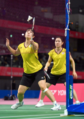 バド女子の長原ペア圧勝で8強 デフリンピック 4強懸け20日に台湾ペア戦 4